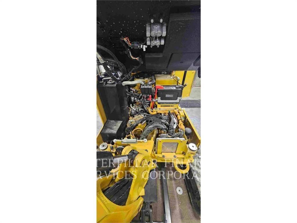 CAT 302 05A CR Pásové rýpadlá