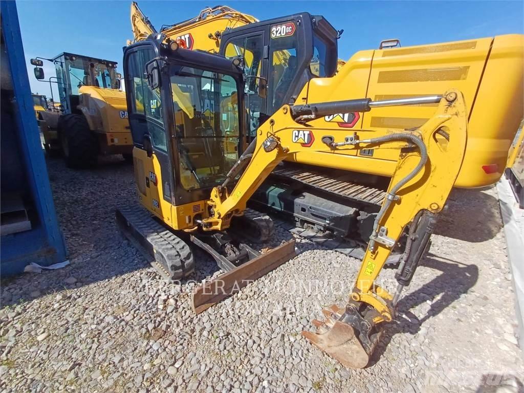 CAT 302-05CR Pásové rýpadlá
