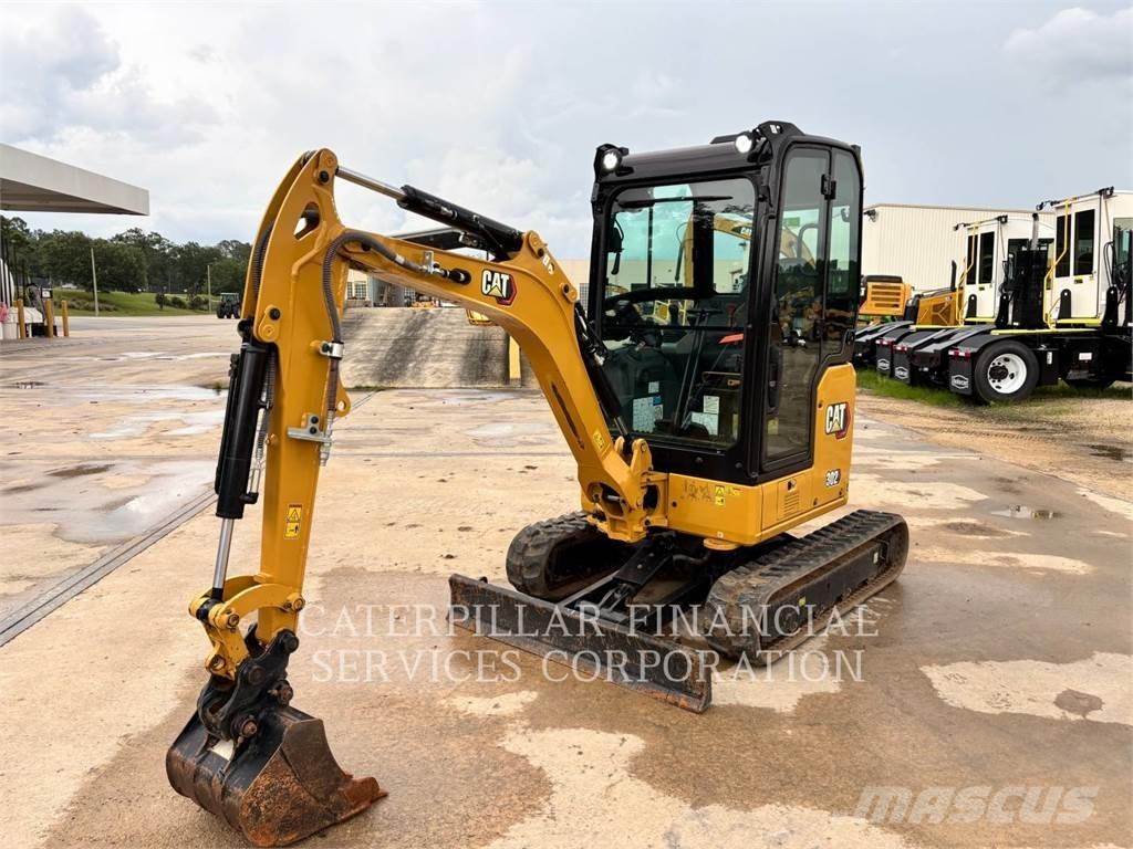 CAT 302-05CR Pásové rýpadlá