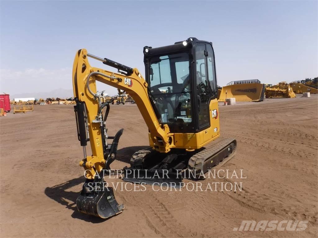 CAT 302-05CR Pásové rýpadlá