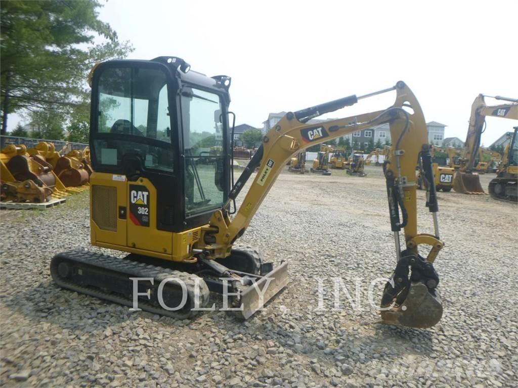 CAT 302-05CR Pásové rýpadlá