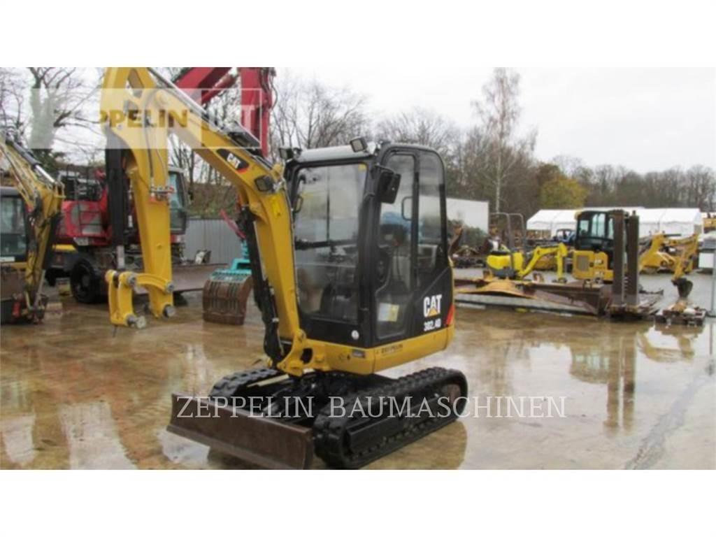 CAT 302.4D Pásové rýpadlá
