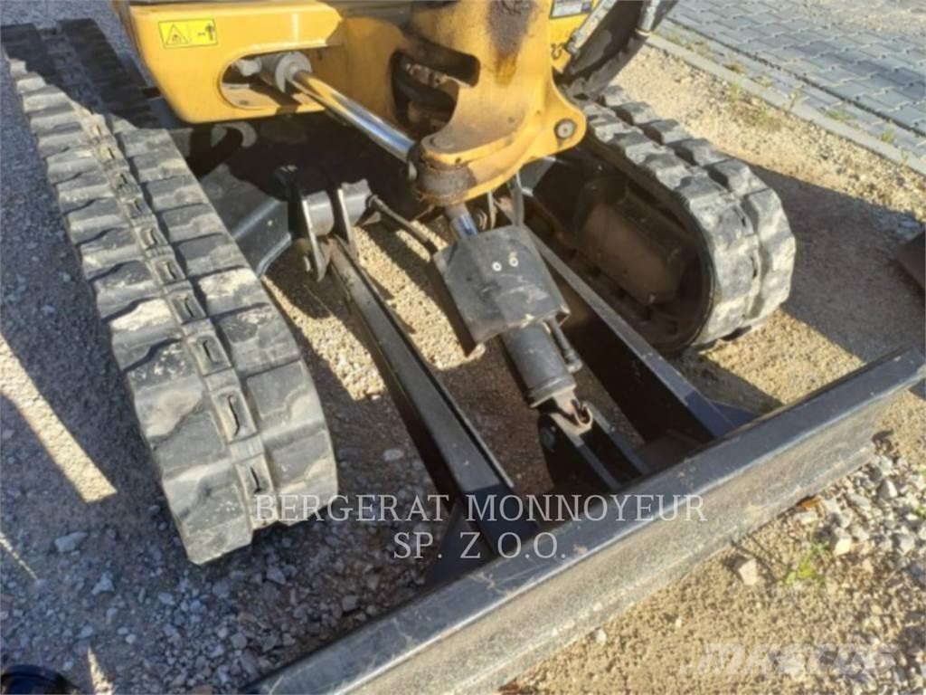 CAT 302.4D Pásové rýpadlá