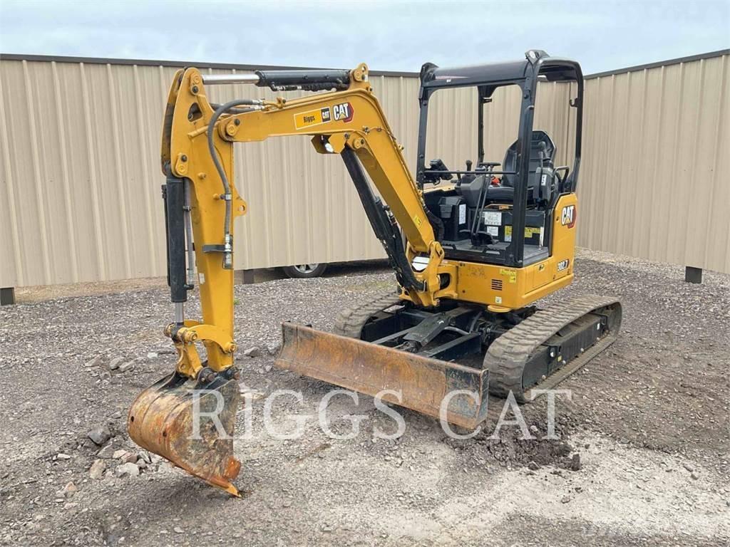 CAT 302.7 Pásové rýpadlá