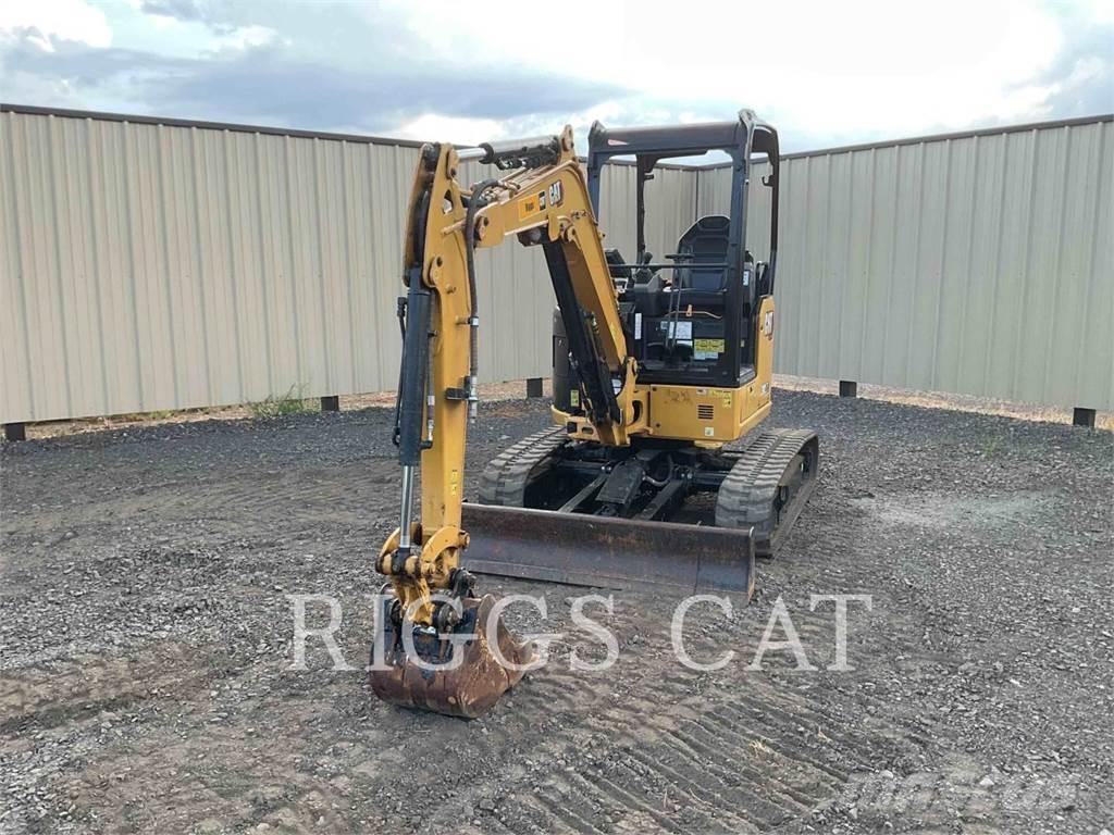 CAT 302.7 Pásové rýpadlá