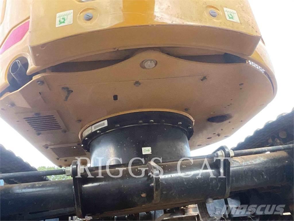 CAT 302.7 Pásové rýpadlá