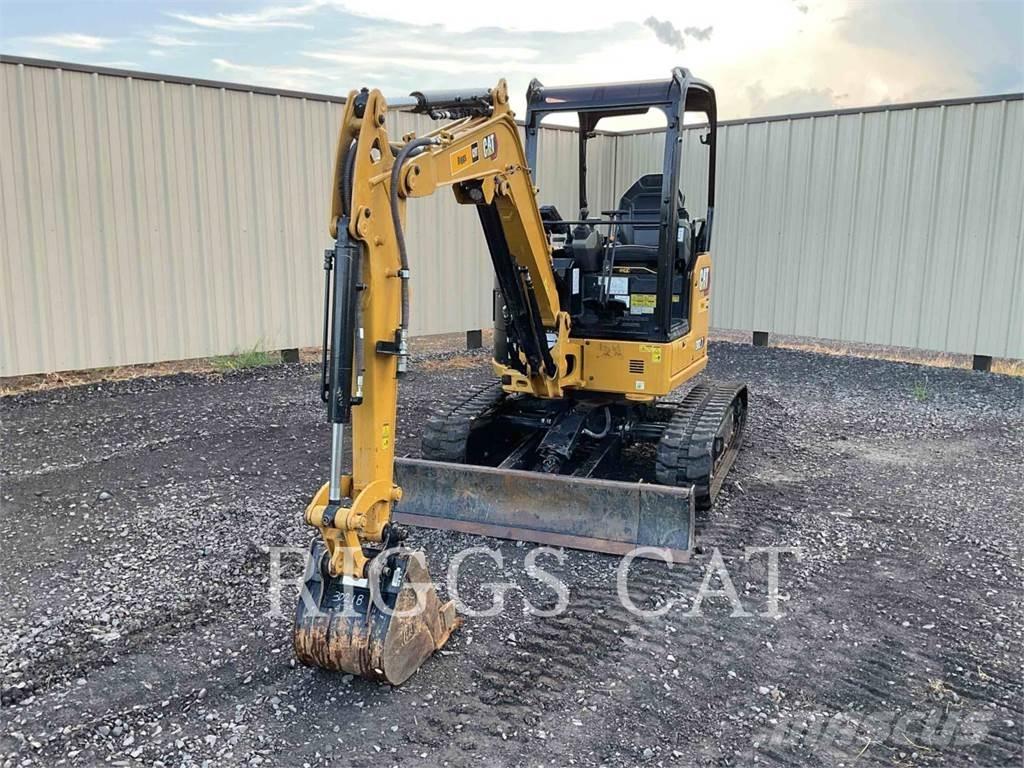 CAT 302.7 Pásové rýpadlá