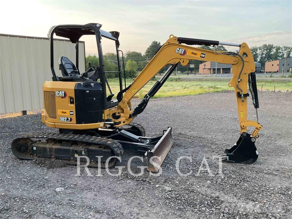 CAT 302.7 Pásové rýpadlá