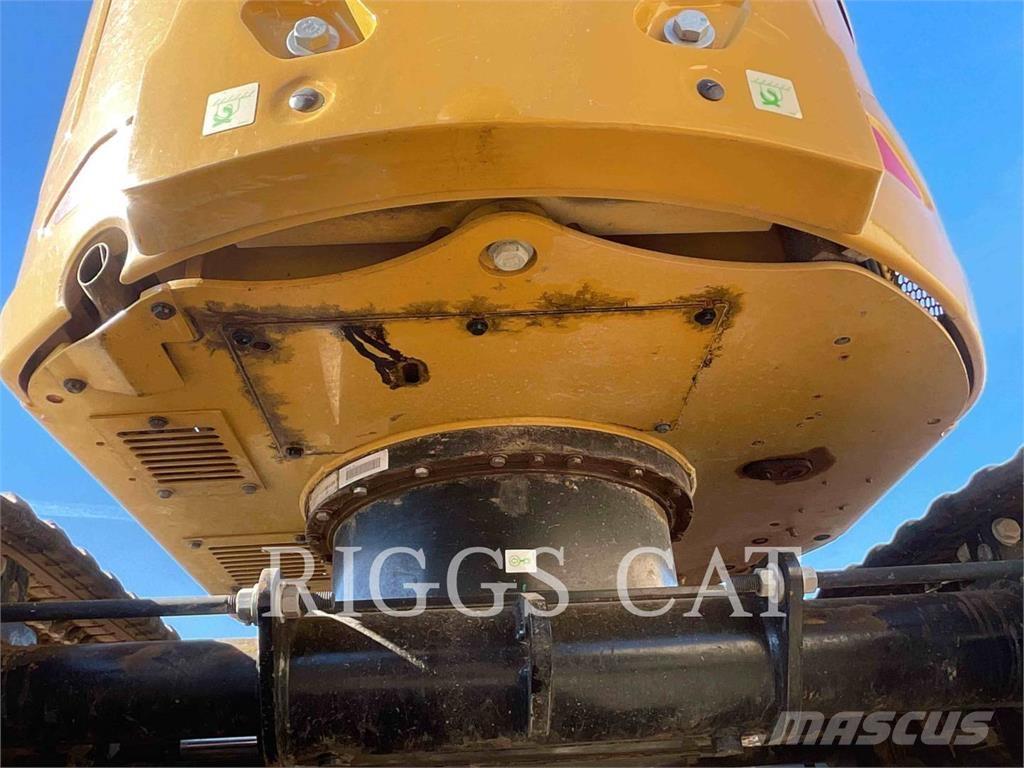 CAT 302.7 Pásové rýpadlá