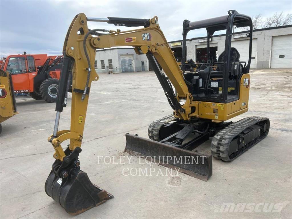 CAT 302.7-07LO Pásové rýpadlá