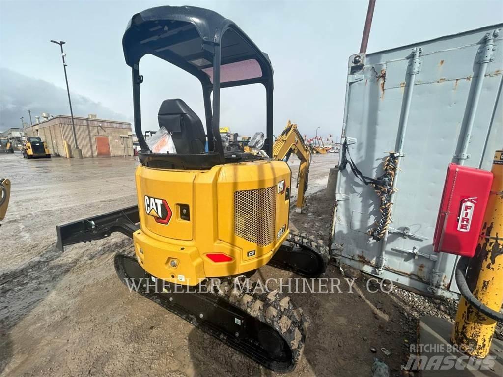 CAT 302.7 C1 Pásové rýpadlá