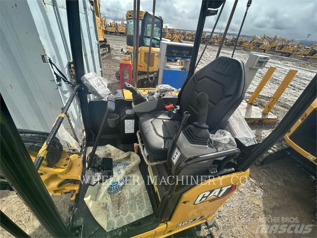 CAT 302.7 C1 Pásové rýpadlá