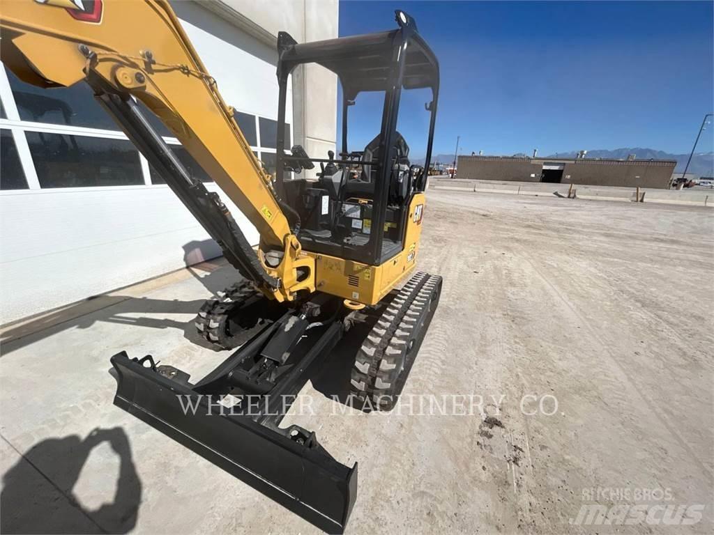 CAT 302.7 C1 Pásové rýpadlá