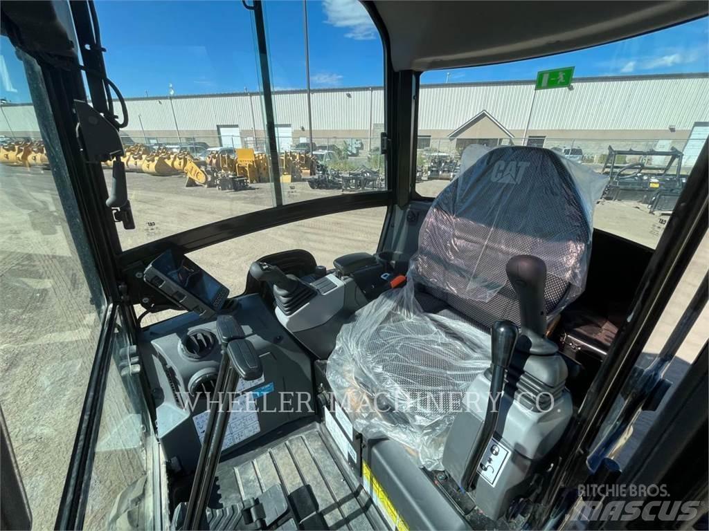 CAT 302.7 C3 Pásové rýpadlá