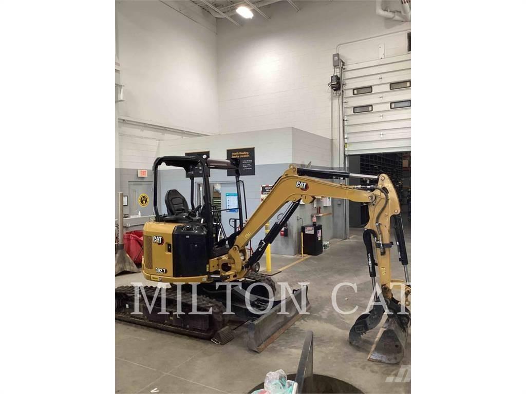 CAT 302.707CR Pásové rýpadlá