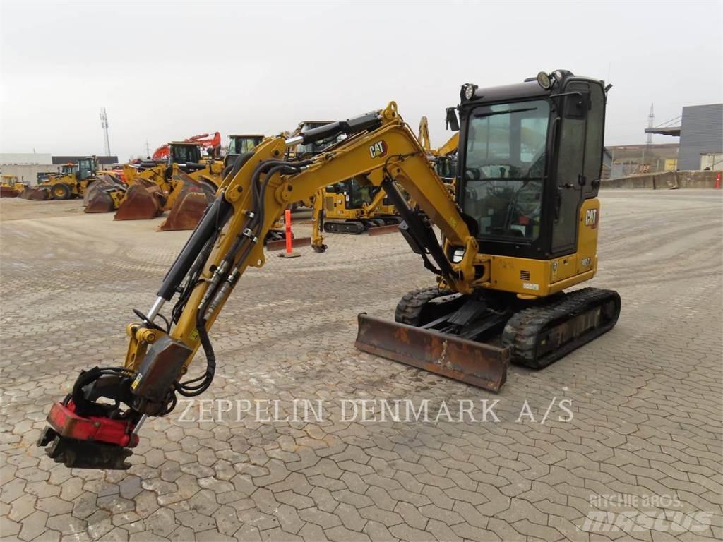 CAT 302.707CR Pásové rýpadlá