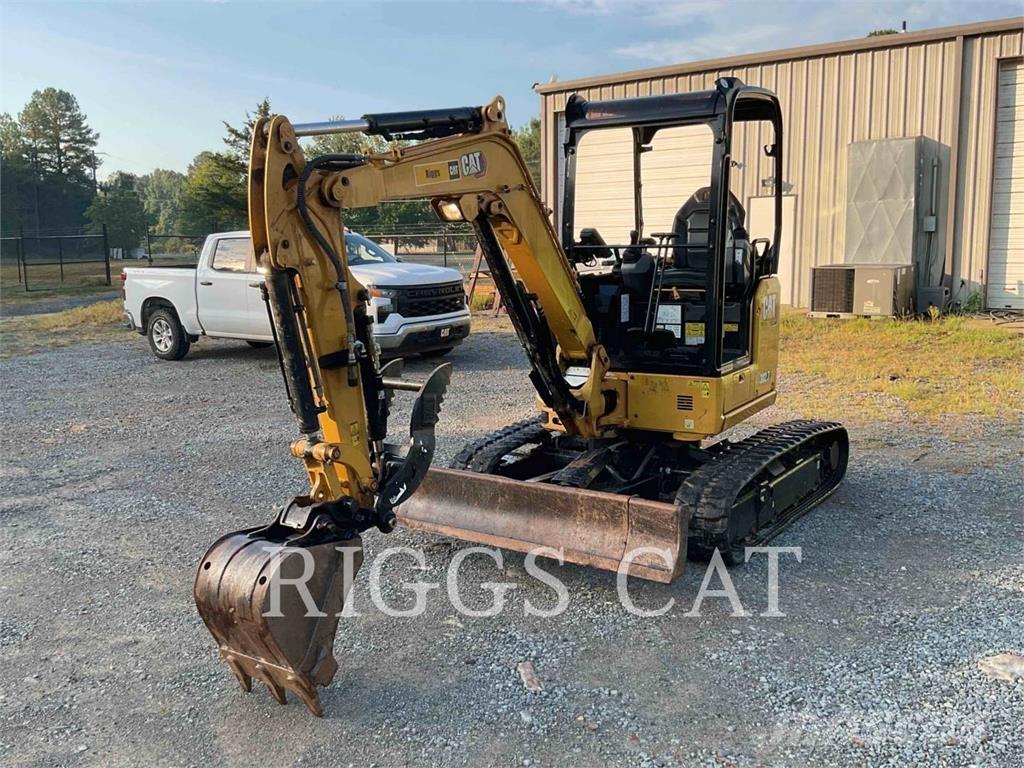 CAT 302.707CR Pásové rýpadlá