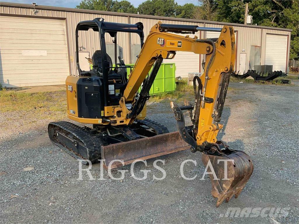 CAT 302.707CR Pásové rýpadlá
