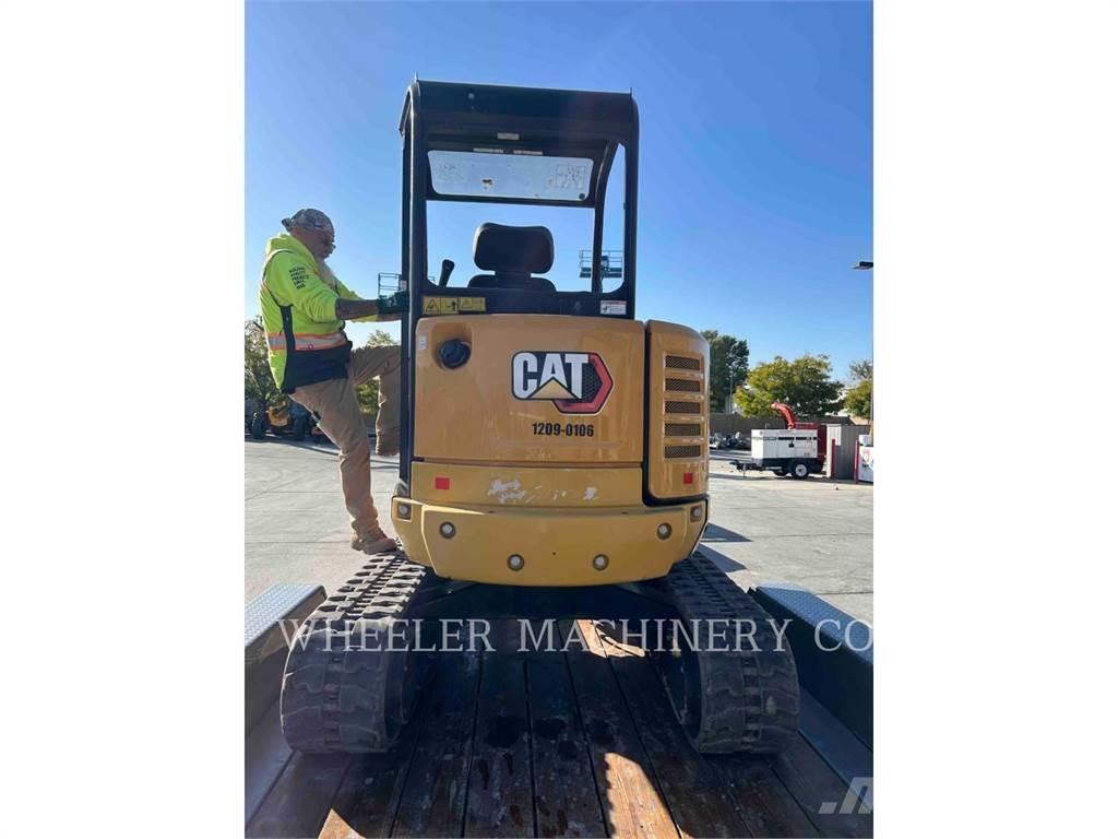 CAT 302.7DC1TH Pásové rýpadlá