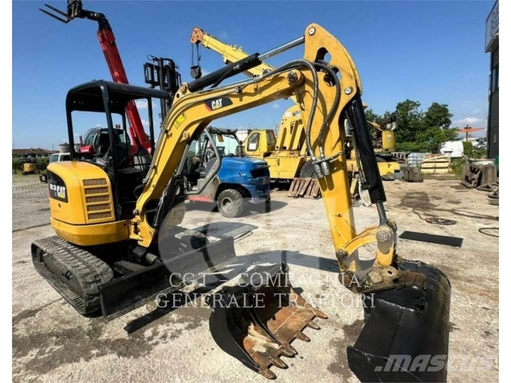 CAT 302.7DCR Pásové rýpadlá