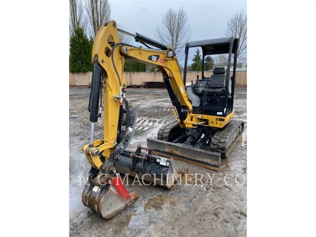 CAT 302.7DCRCN Pásové rýpadlá