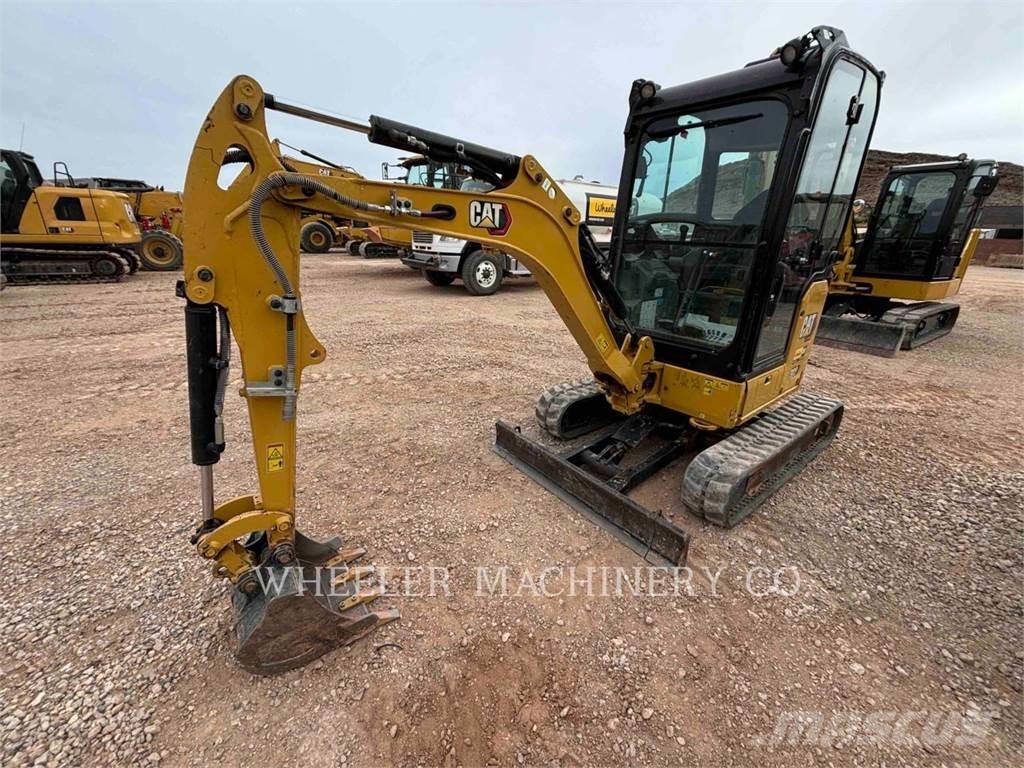 CAT 302 C3 Pásové rýpadlá