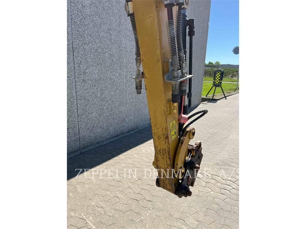 CAT 30205CR Pásové rýpadlá