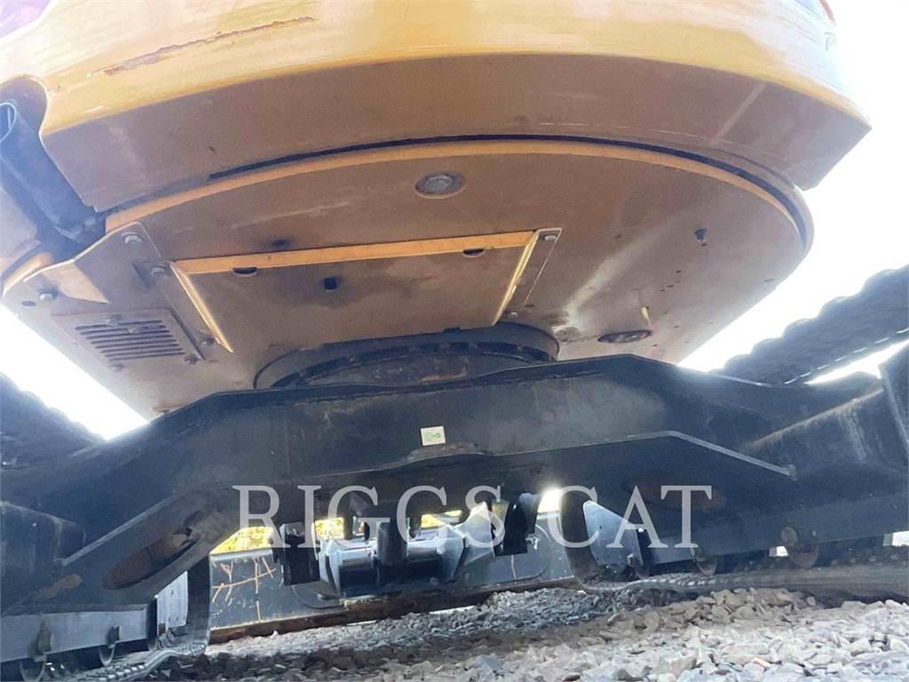 CAT 303.5 Pásové rýpadlá
