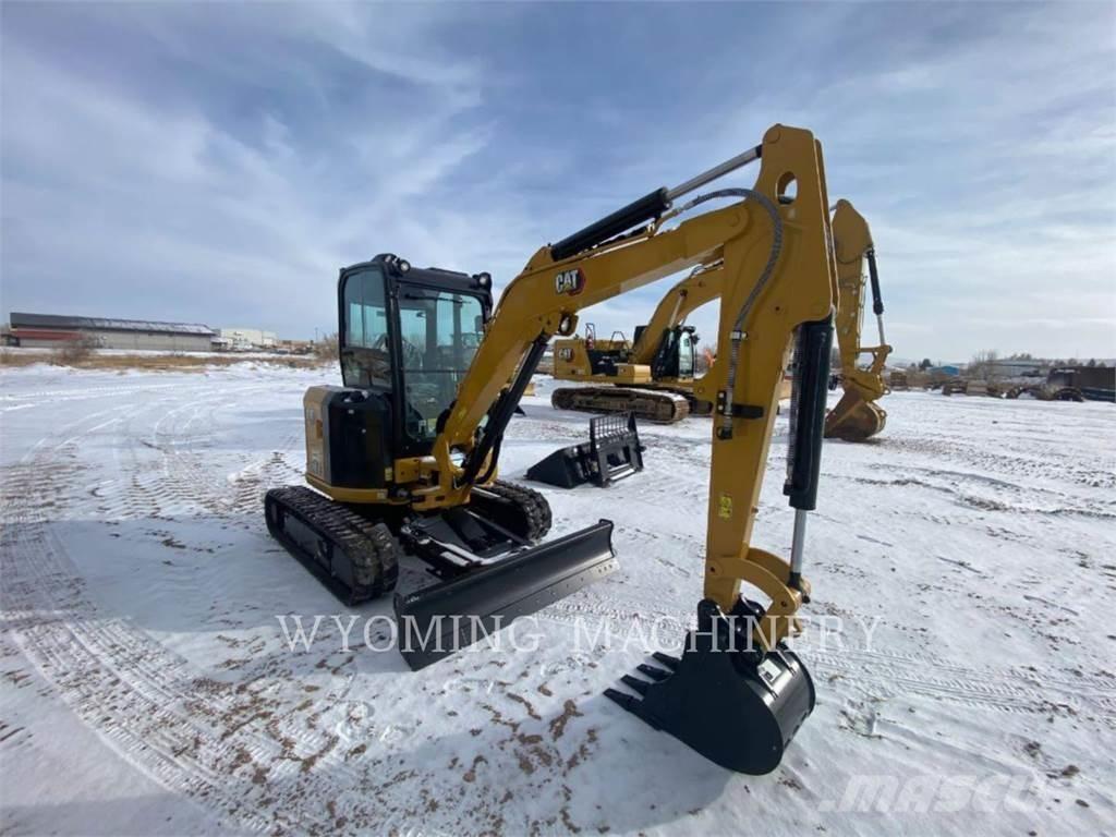 CAT 303.5 Pásové rýpadlá