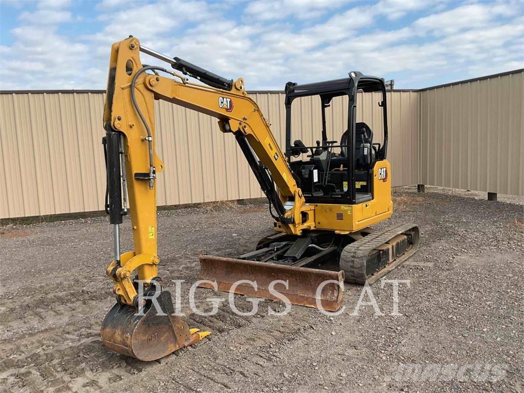 CAT 303.5 Pásové rýpadlá