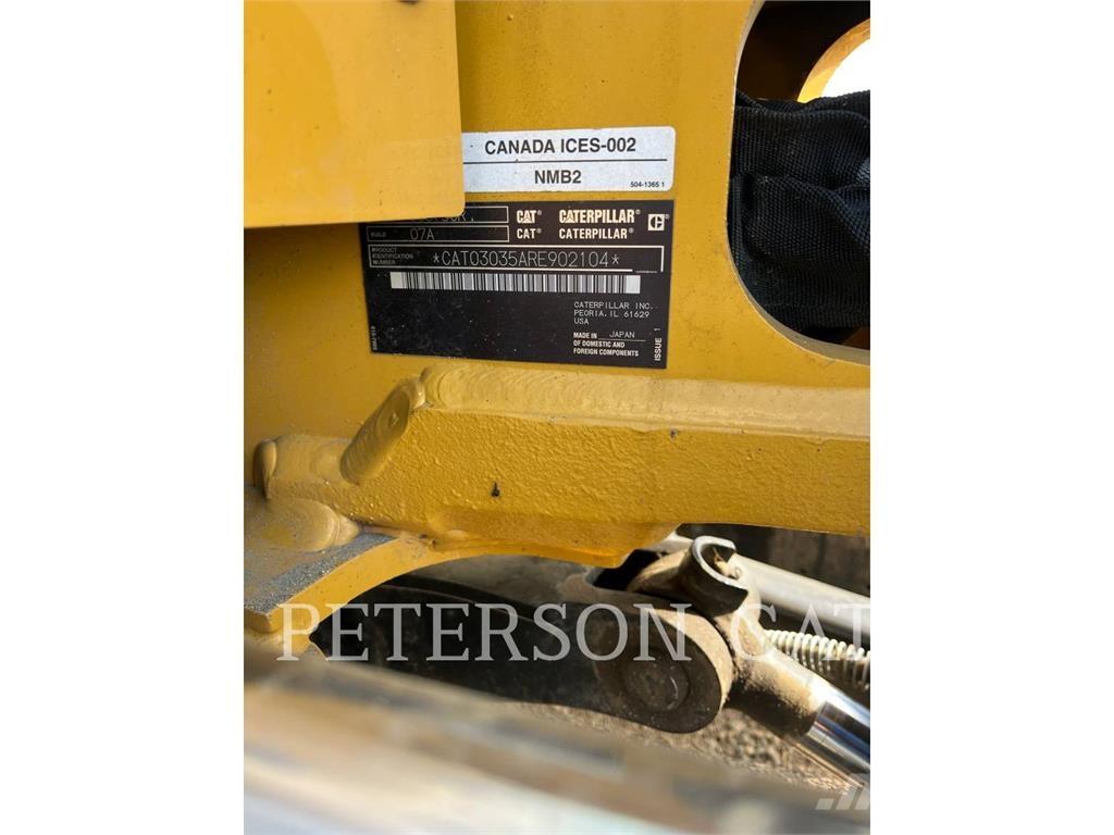 CAT 303.5 Pásové rýpadlá