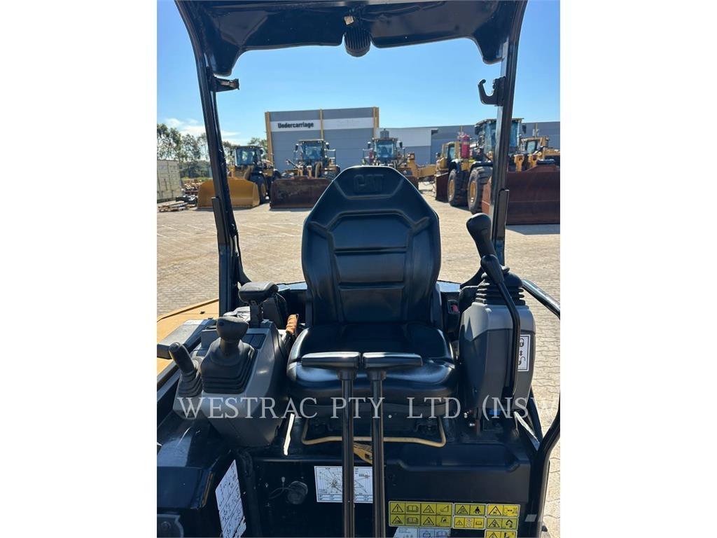 CAT 303.5-07CR Pásové rýpadlá