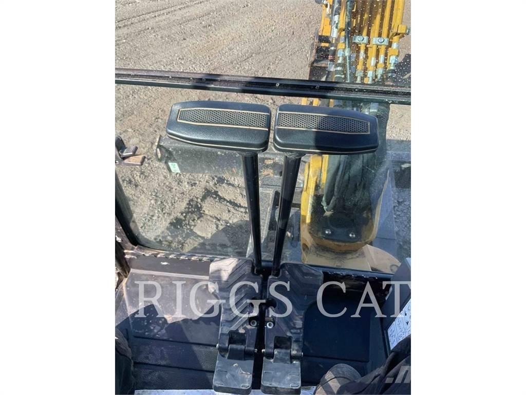 CAT 303.5 A Pásové rýpadlá