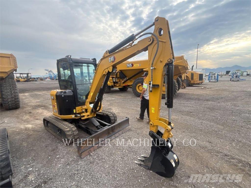 CAT 303.5 C3 Pásové rýpadlá