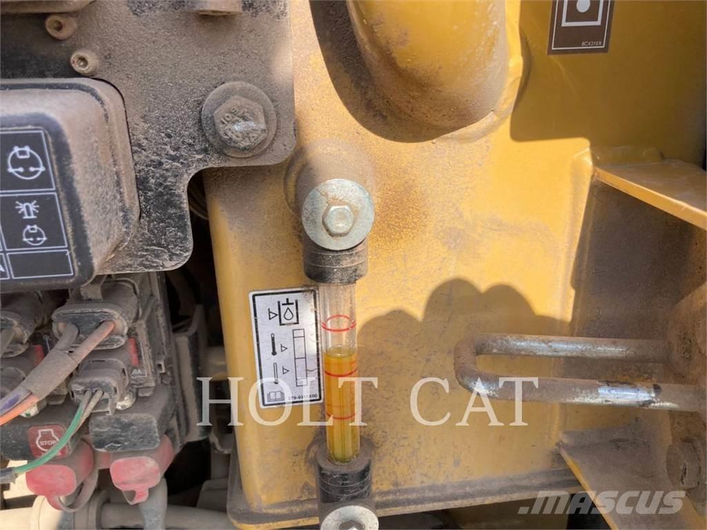 CAT 303.5 CR Pásové rýpadlá