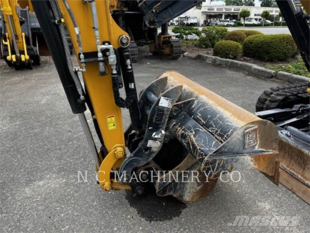 CAT 303.5 CRCB Pásové rýpadlá