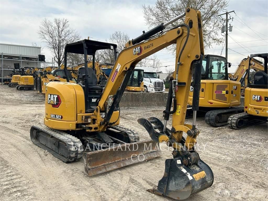 CAT 303.5 E Pásové rýpadlá
