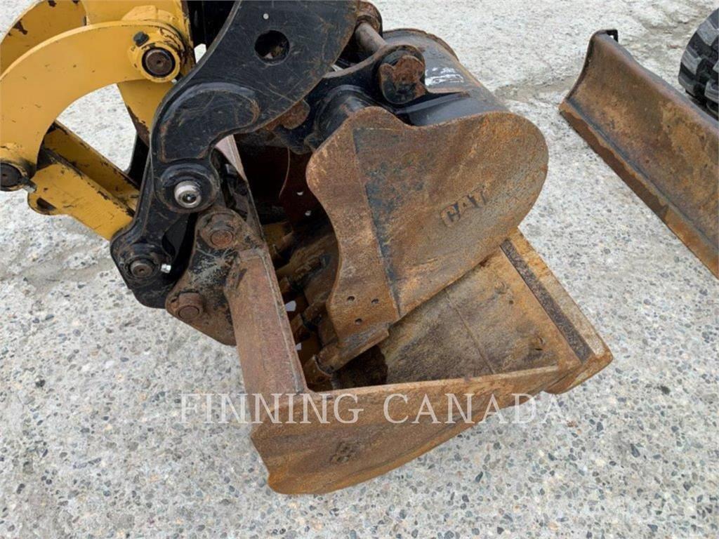 CAT 303.5 E2 Pásové rýpadlá