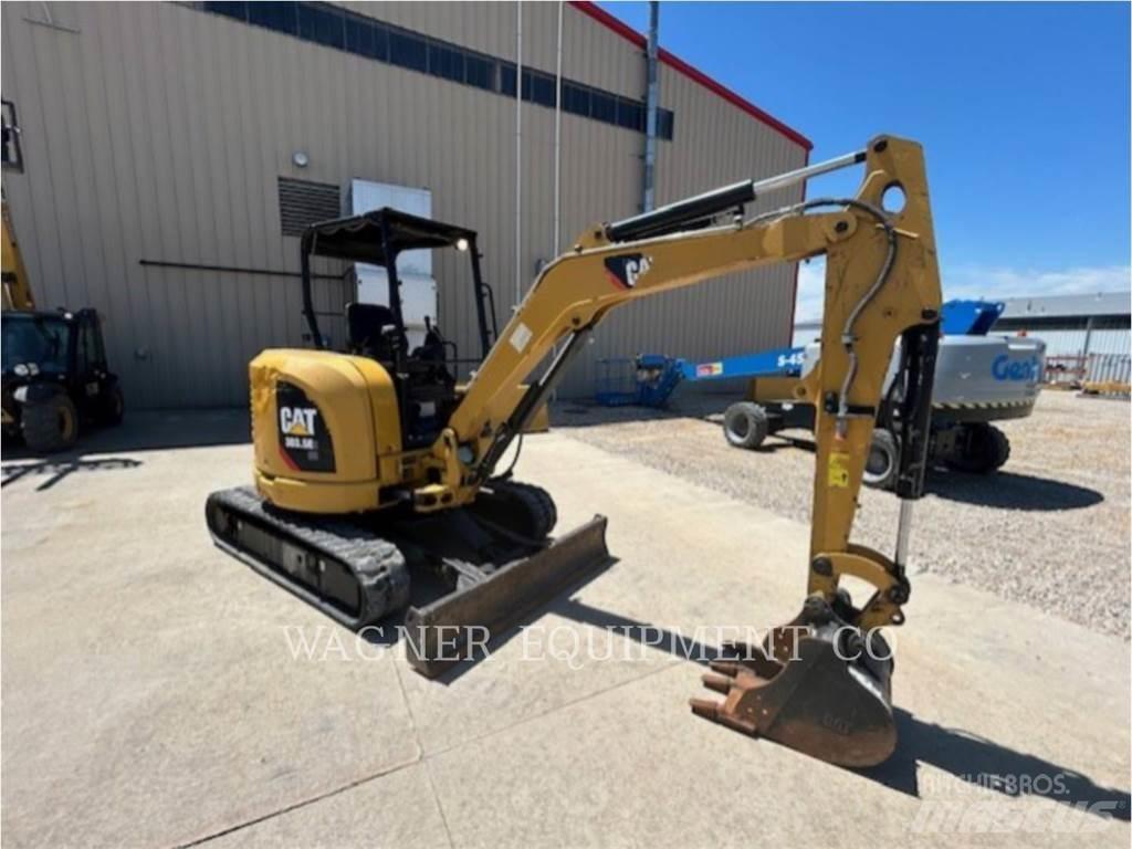 CAT 303.5E2 Pásové rýpadlá