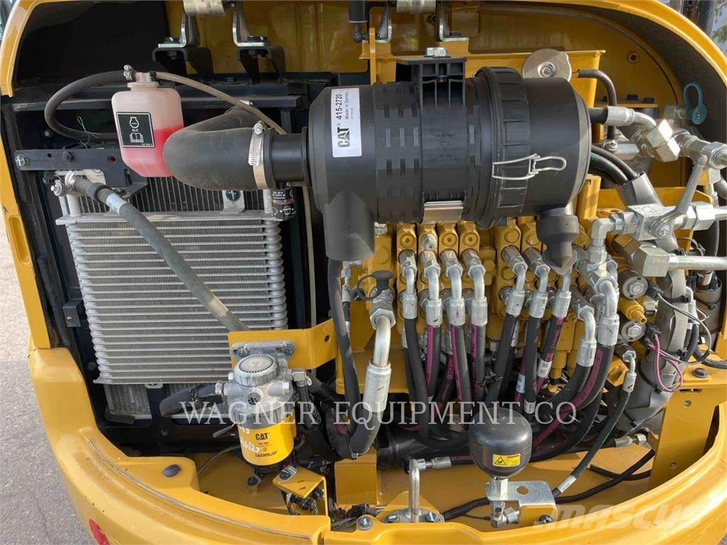 CAT 303.5E2 Pásové rýpadlá