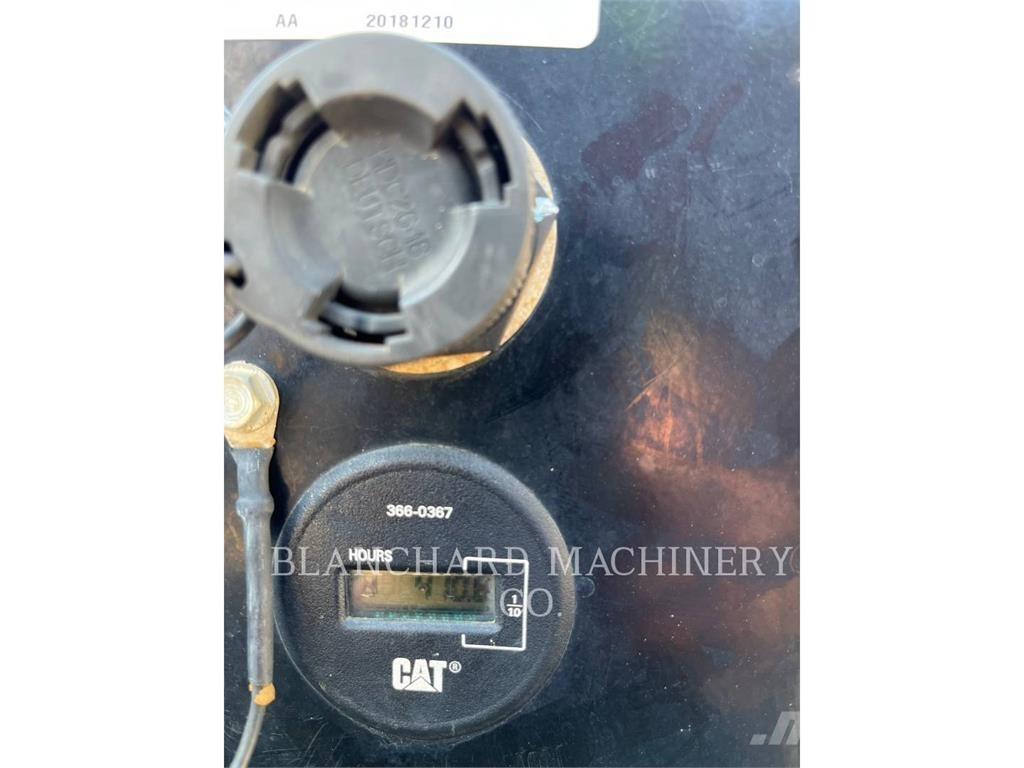CAT 303.5E2 Pásové rýpadlá