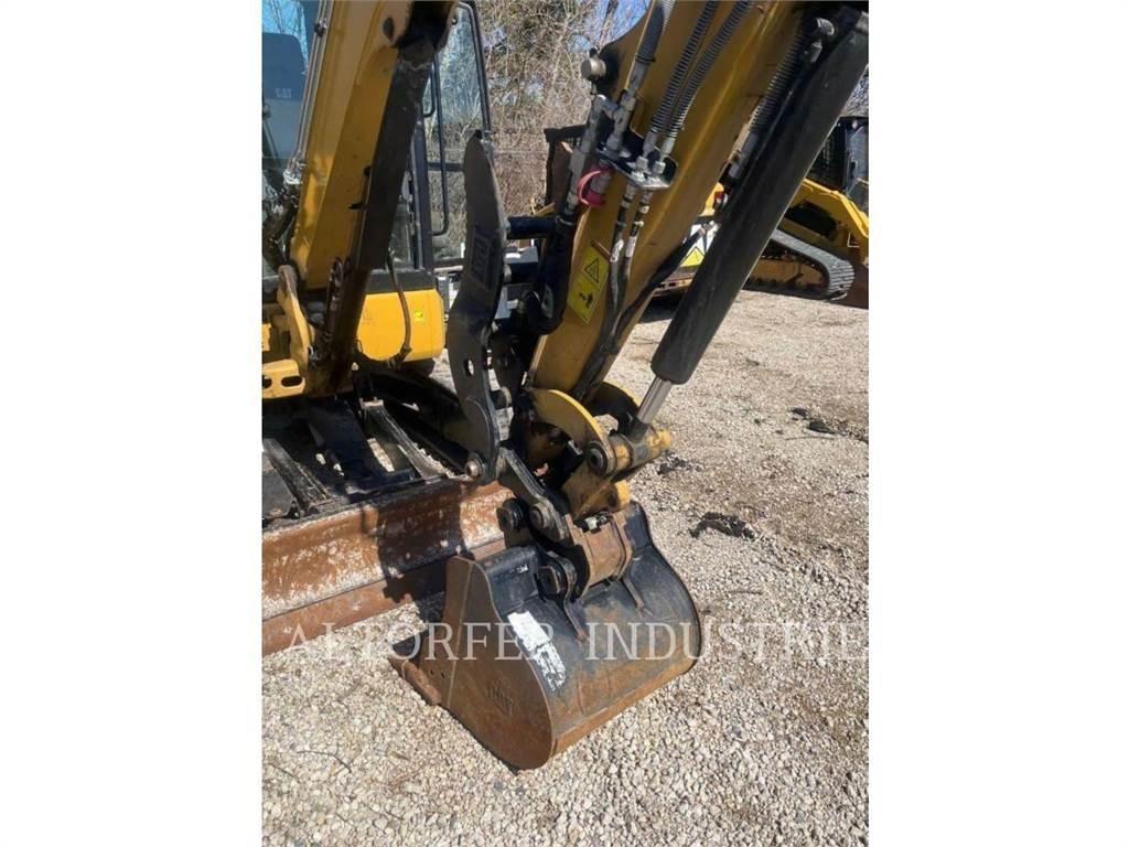 CAT 303.5E2 CR Pásové rýpadlá