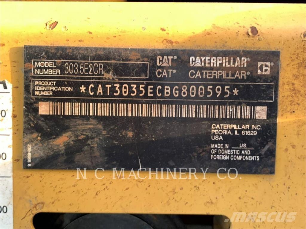 CAT 303.5E2CRN Pásové rýpadlá