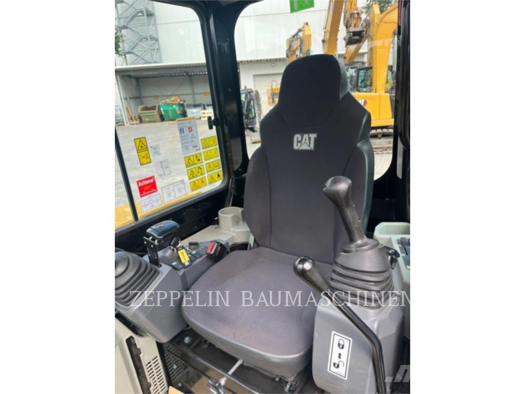 CAT 303.5ECR Pásové rýpadlá