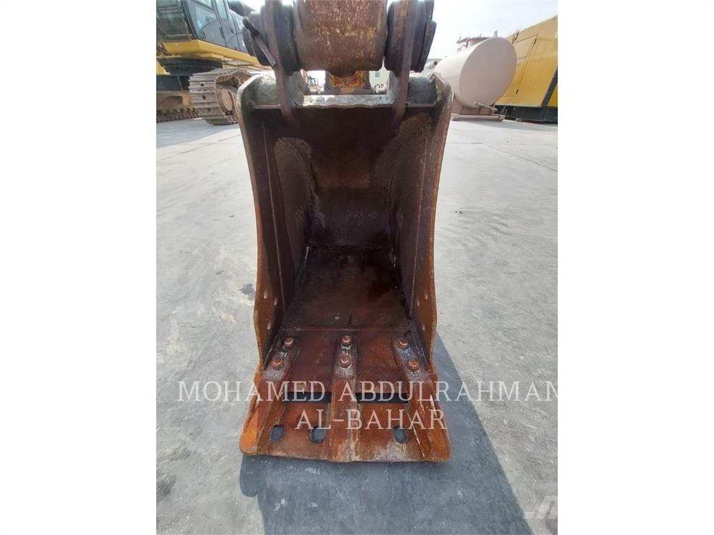 CAT 303.5ECR Pásové rýpadlá