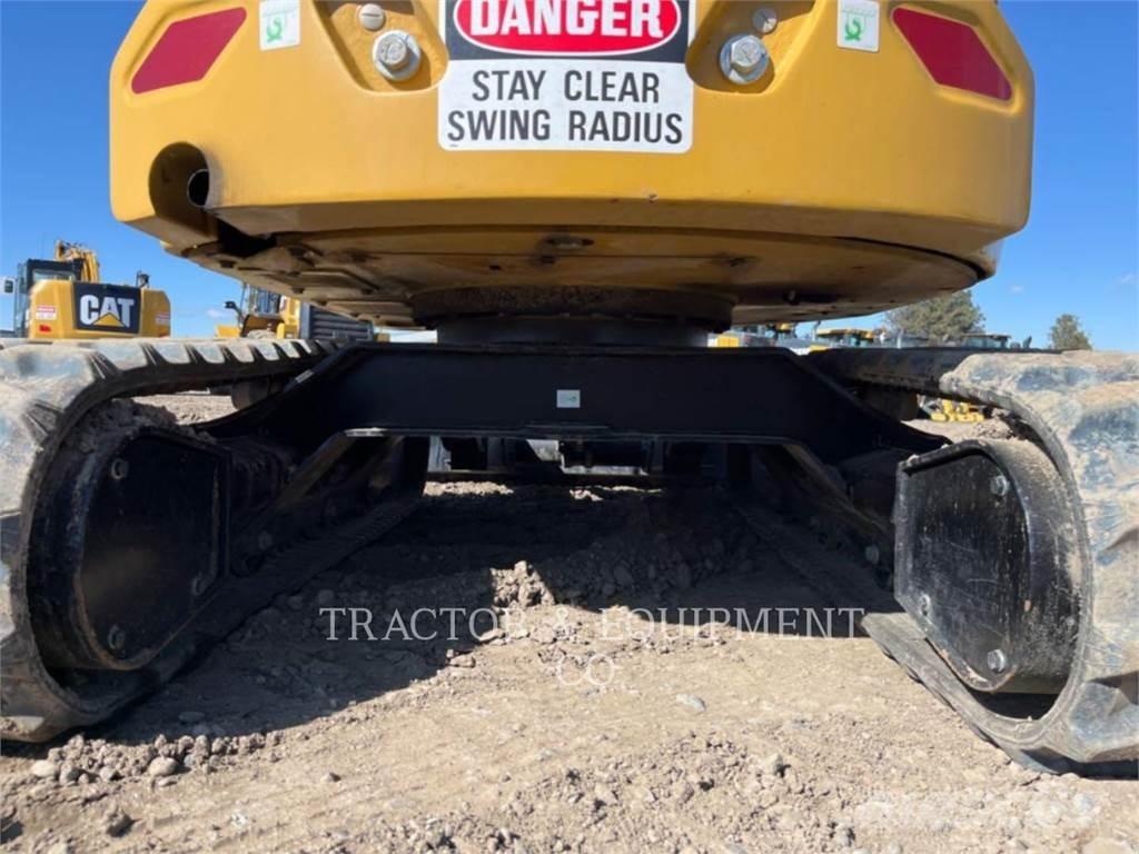 CAT 303 CRCB Pásové rýpadlá