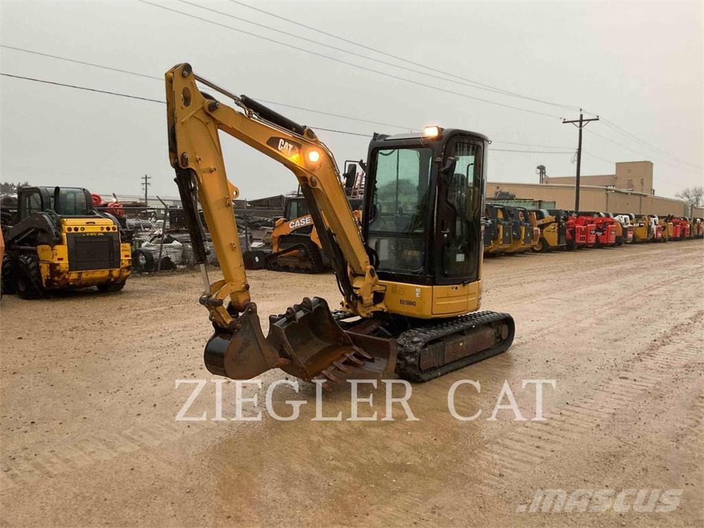 CAT 303C Pásové rýpadlá