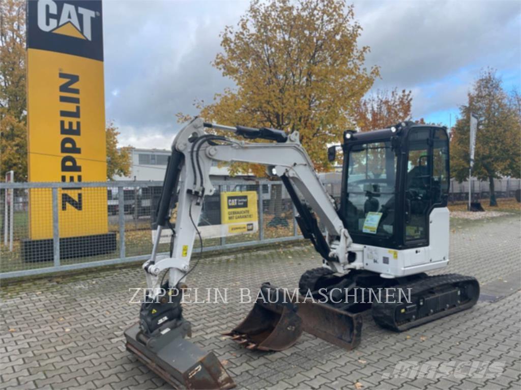 CAT 303CR-07A Pásové rýpadlá