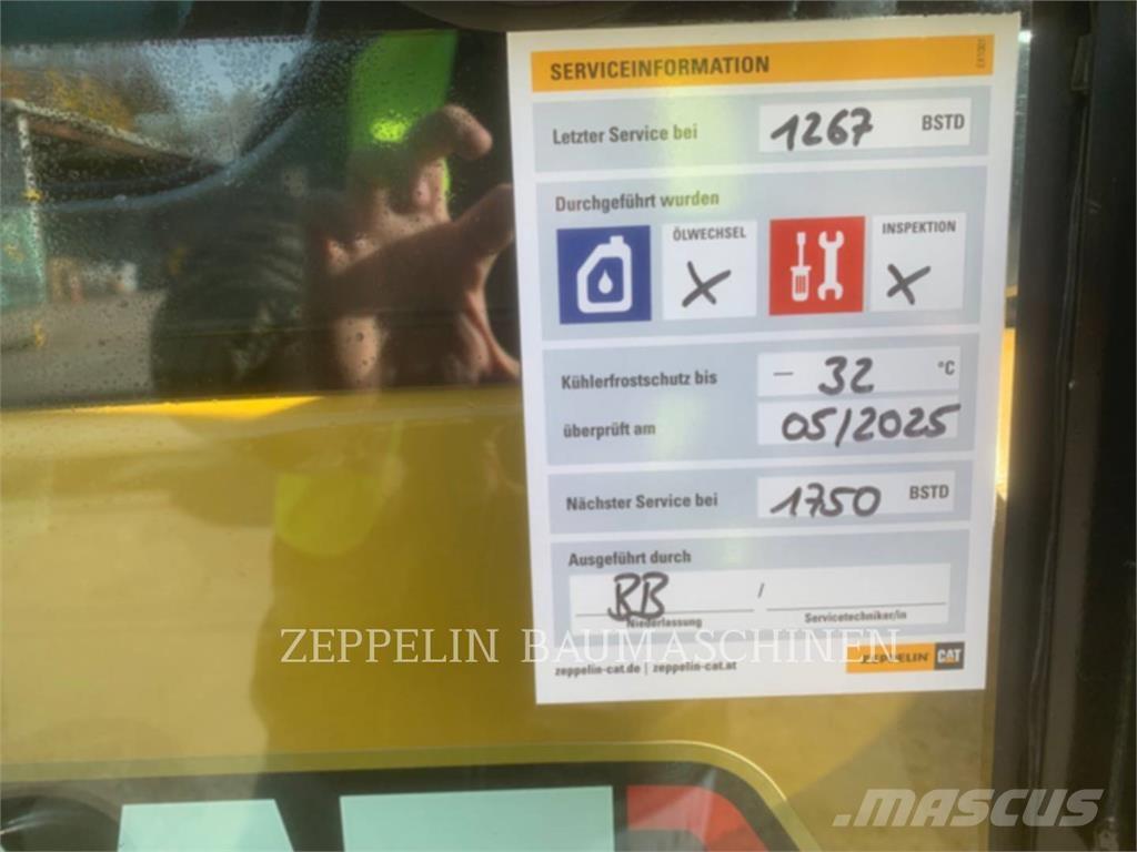 CAT 303CR-07A Pásové rýpadlá