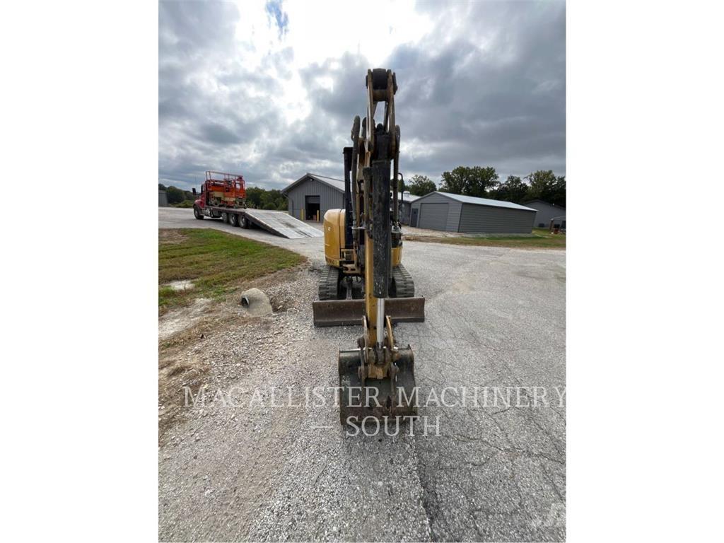 CAT 303ECR Pásové rýpadlá